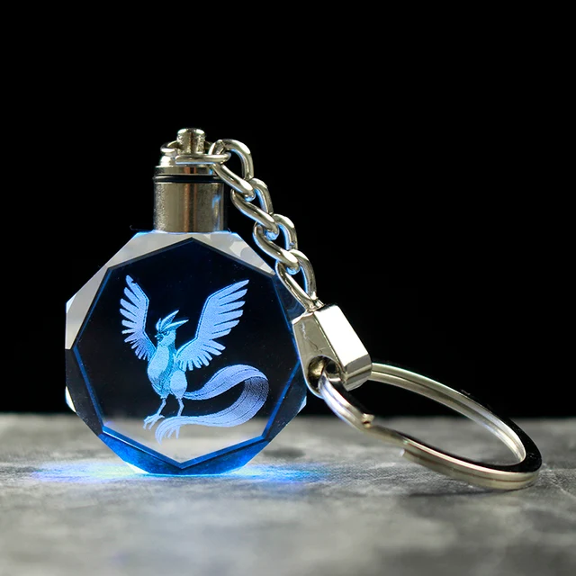 Pendentif en cristal Pokemon avec effet 3D - nombreux motifs