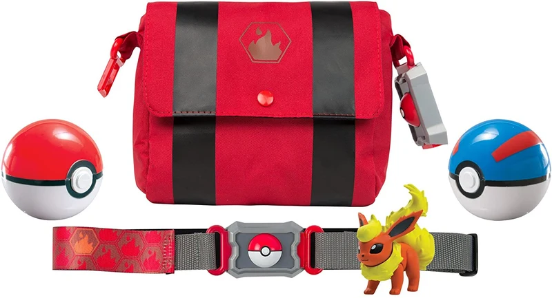 Ensemble d'entraîneur de Pokémon avec ceinture, pokeball, sac et figurine