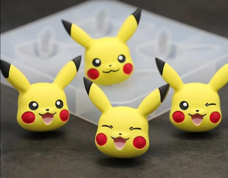 Biscuit Pikachu et moules à pâtisserie