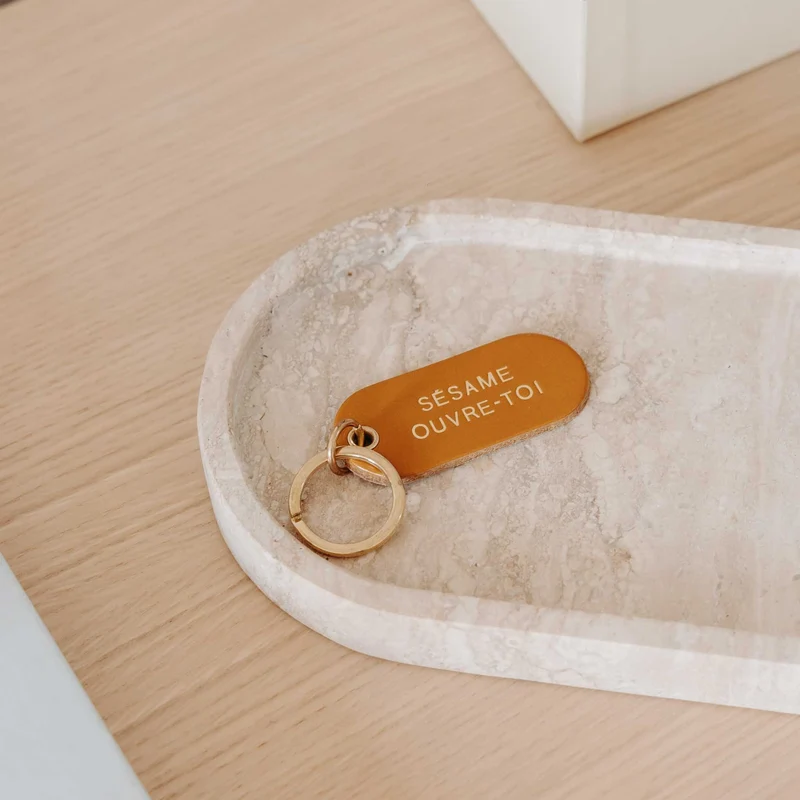 Porte-clé à message en cuir