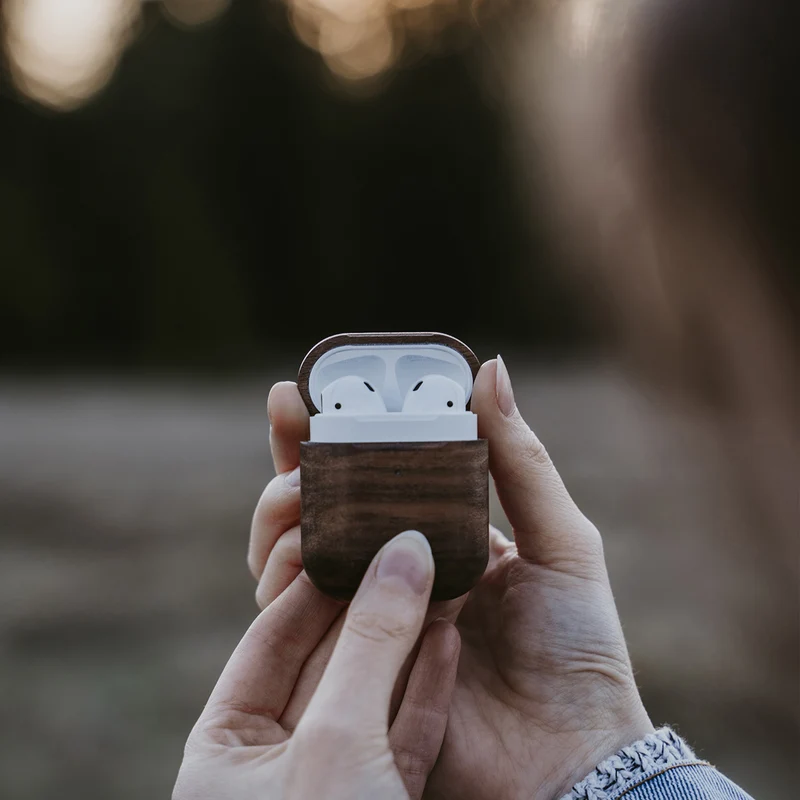 Étui pour AirPods en noyer Oakywood