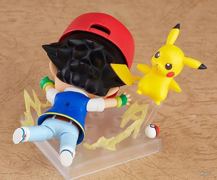 Figurine Pokémon Ash Ketchum & Pikachu (environ 10 cm)
