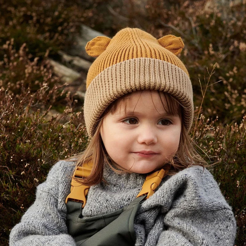 Bonnet à oreilles d’ours