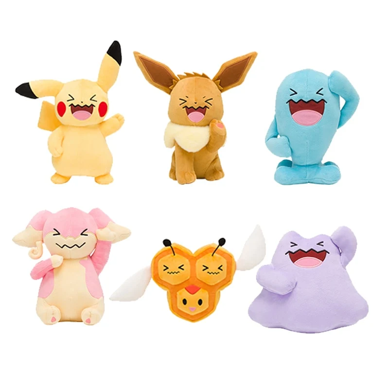 Animaux mous Pokémon qui rit (Pikachu, Évoli, Wobbuffet, Idem, Audino, Combee)