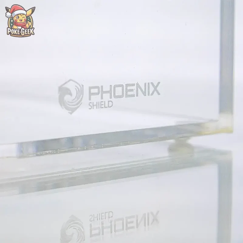 Phoenix Shield – Boîte Acrylique Display Premium – Protection Magnétique